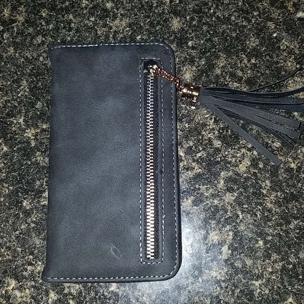 Like new universal phone wallet/case